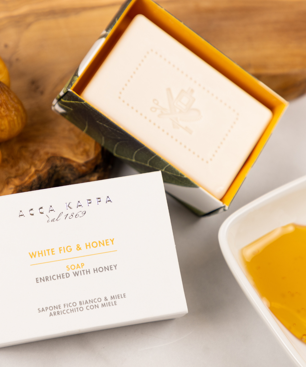 Deluxe Holiday Soap Set